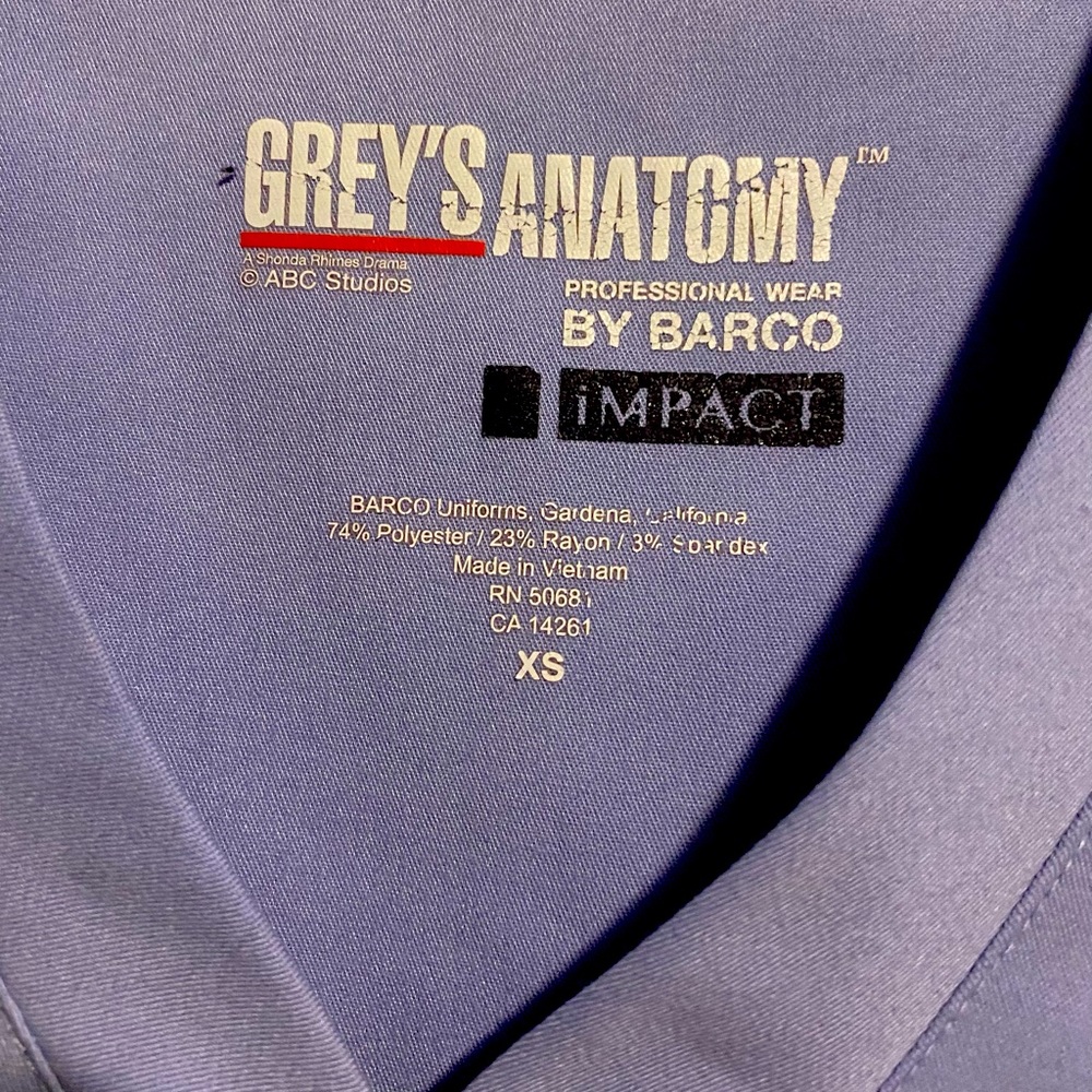 Scrubs top